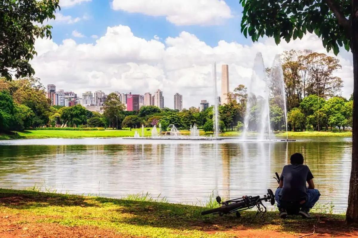 Com Sacada Perto Shopping Ibirapuera