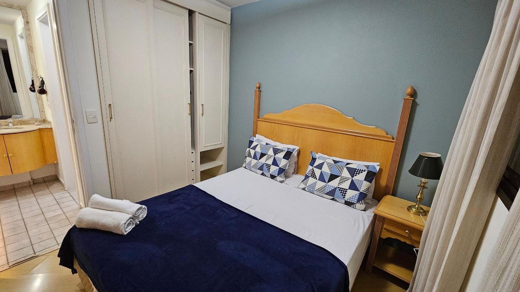 Apartment Com Sacada Perto Shopping Ibirapuera *